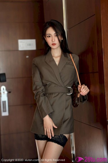 美谷朱里在线